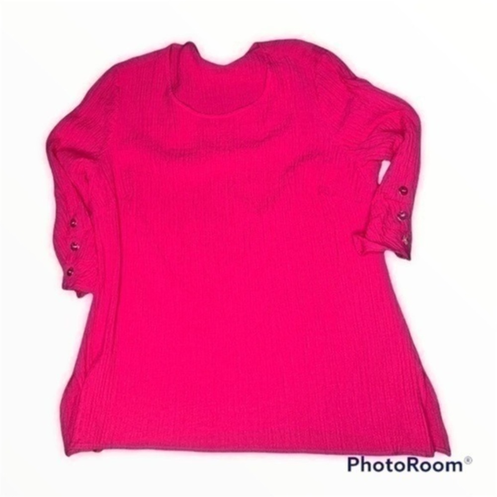 JM collections hot pink textured top